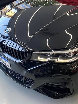 BMW 320i 2.0 16V TURBO GASOLINA M SPORT AUTOMÁTICO BMW 320i 2.0 16V TURBO GASOLINA M SPORT AUTOMÁTICO
